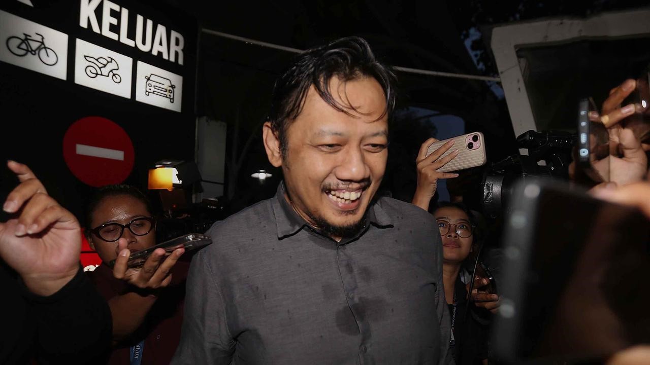 Gedung Komisi Pemberantasan Korupsi sebagai lembaga pengawas penyelenggaraan kebijakan publik