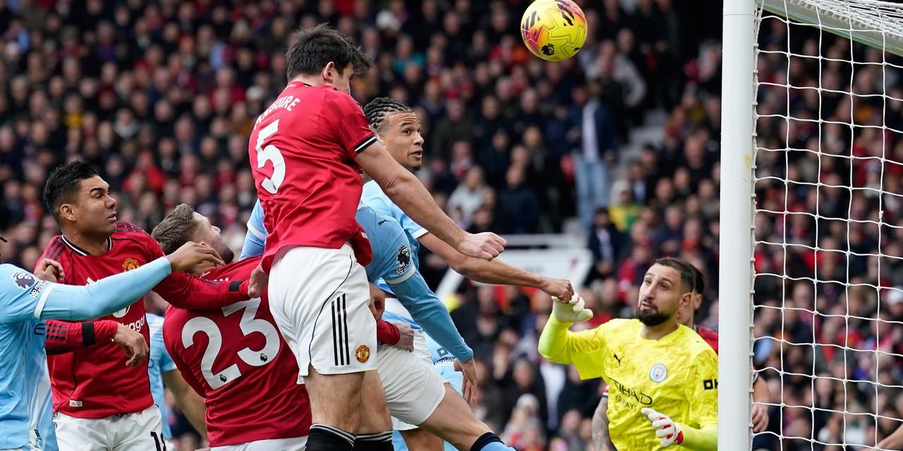 Debut Carrick Berbuah Kemenangan untuk Manchester United