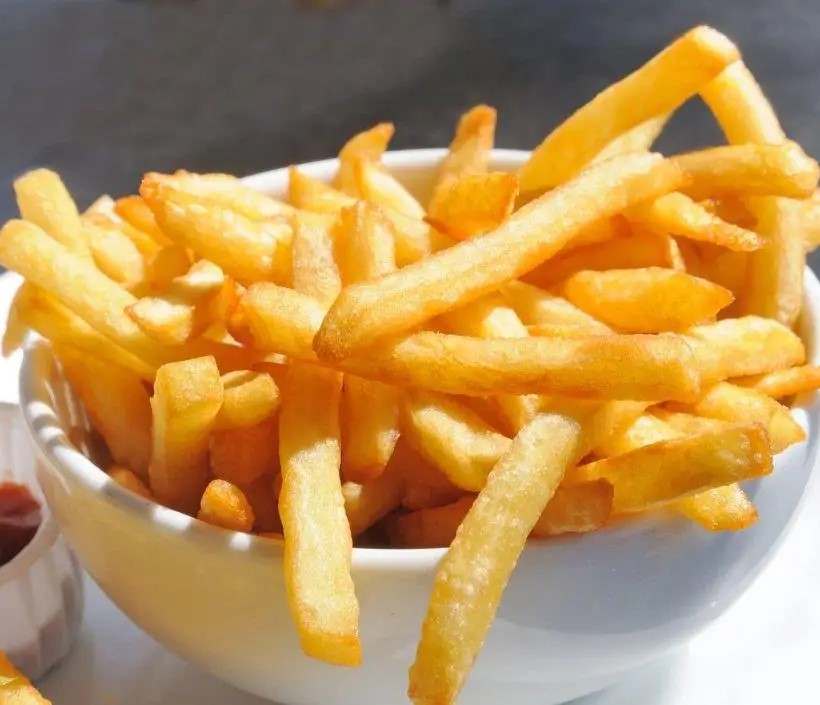 Warga Korea Selatan berkumpul dan menikmati kentang goreng dalam komunitas sosial berbasis minat makanan