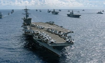 Iran Tembakkan Rudal ke USS Abraham Lincoln Ini Respons AS