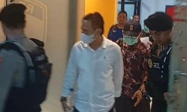 Bupati Cilacap Palak THR Lebaran, KPK Bongkar Modusnya