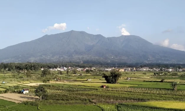 Gunung Marapi Erupsi Dua Kali dalam Waktu Berdekatan