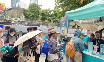 BCA Digital Gelar bluBuatBaik, Bagikan Takjil dan Edukasi Digital