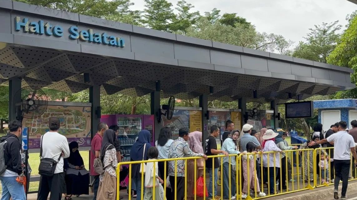 Warga Sumbar hingga Maluku Utara Pilih TMII untuk Libur Lebaran