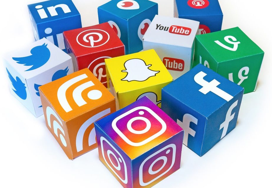 Adiksi Digital Bukan Salah Anak Muda, Ini Peran Desain Teknologi