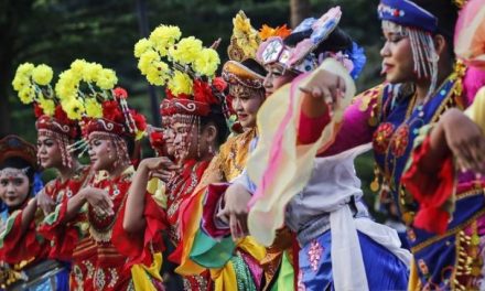 TMII Pecahkan Rekor MURI dengan 1.000 Penari Nusantara