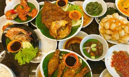 Makan Siang ala Turis Malaysia di Pagi Sore PIK, Segini Biayanya
