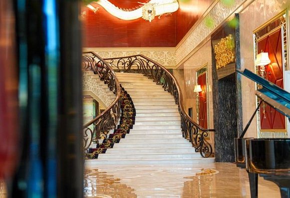 Staycation Mewah Surabaya Rp 900 Ribuan