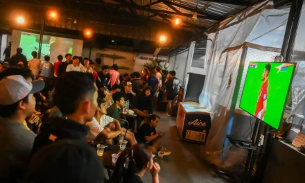 Tips Sehat Begadang Nonton Bola, Batasi Kopi Jaga Waktu Tidur