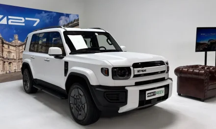 iCAR V27 REEV Siap Debut di GIIAS 2026, Tembus 1.200 Km
