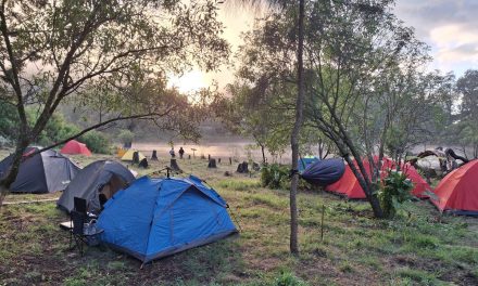 Pendakian Gunung Semeru Ditutup akibat Kebakaran, Ranu Regulo Tetap Bisa Dikunjungi