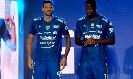 Persib Perkenalkan Tiga Jersey Baru untuk Super League 2026-2027