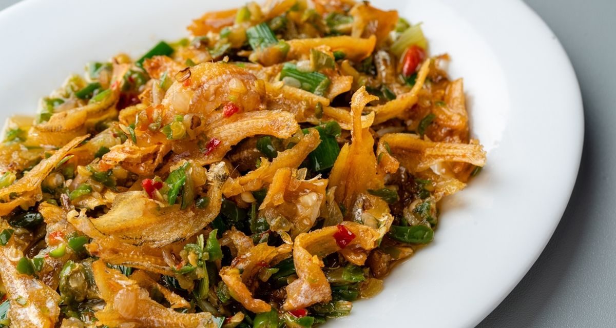 Resep Teri Lado Mudo Khas Riau, Gurih Pedas dengan Cabai Hijau dan Petai