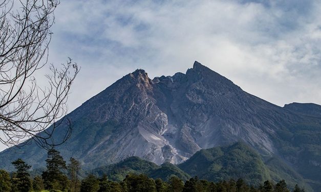 Sleman Perkuat Mitigasi Bencana Gunung Merapi, Jalur Evakuasi hingga EWS Disiapkan