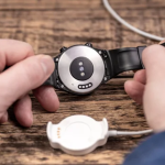 Mengapa Smartwatch Belum Pakai USB-C seperti Smartphone? Ini Alasannya