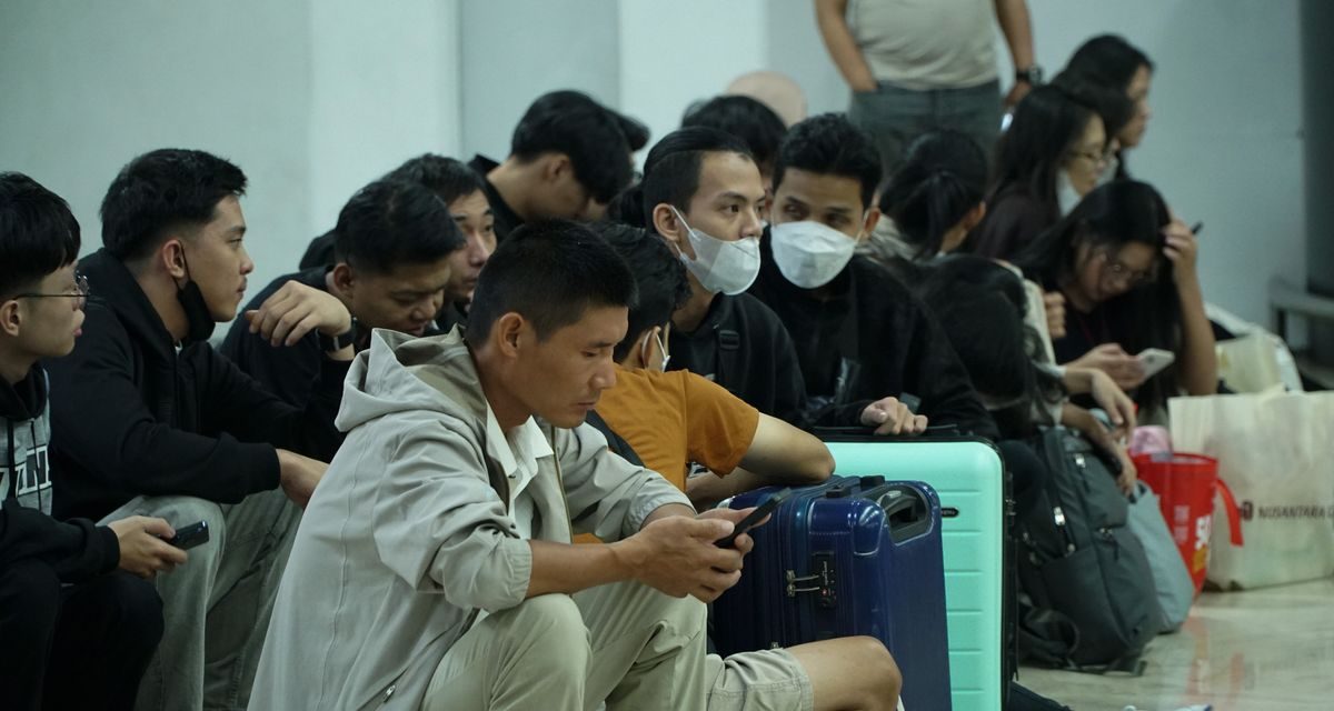 Bandara Soekarno-Hatta Tutup Lebih Lama akibat Erupsi Anak Krakatau, 33 Penerbangan Terdampak